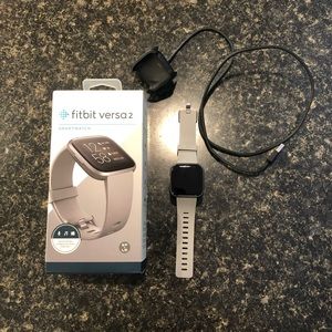 FitBit Versa 2